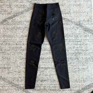 Soulcycle x Ultracor size small black logo on black (used) leggings